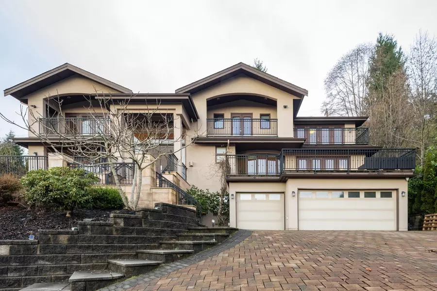 611 Barnham RD, West Vancouver, BC V7S 1T6