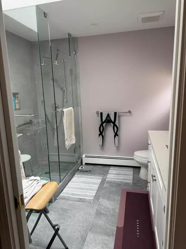 Richmond, BC V6Y 1N5,8280 Bennett RD #3