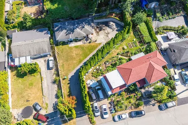 Surrey, BC V3R 3E3,11458 139 ST