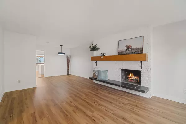 Port Coquitlam, BC V3C 2Y3,1431 Elinor CRES