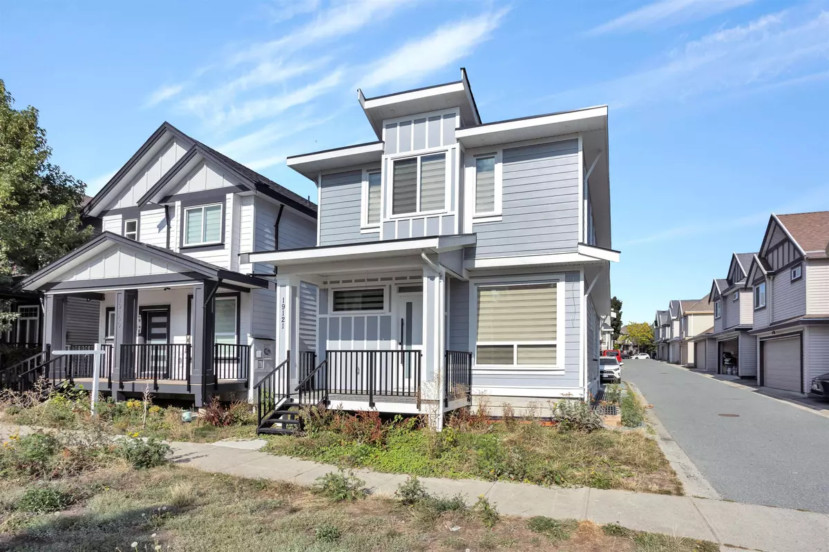 Surrey, BC V4N 6A4,19121 67 AVE