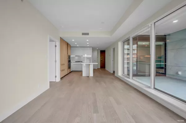 6811 Pearson WAY #707 Richmond, BC V7C 0E7