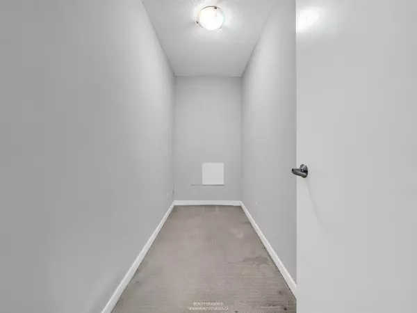 Vancouver, BC V6Z 3G4,933 Hornby ST #407