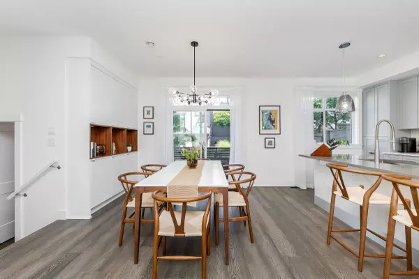 Coquitlam, BC V3E 0P1,3535 Princeton AVE #16