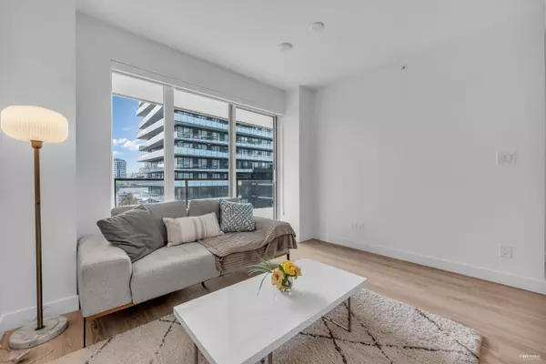 Richmond, BC V6X 0X6,5593 No. 3 RD #607