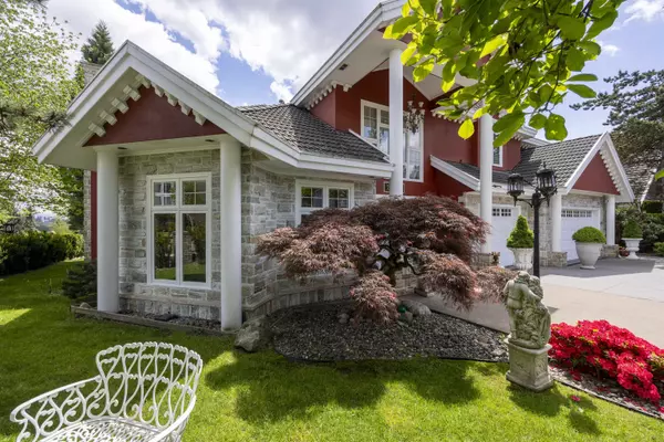 Coquitlam, BC V3E 3R5,3099 Plateau BLVD