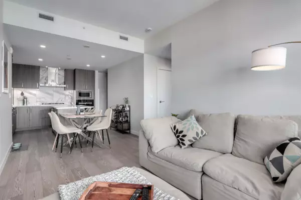 528 W King Edward AVE #506 Vancouver, BC V5Z 2C3
