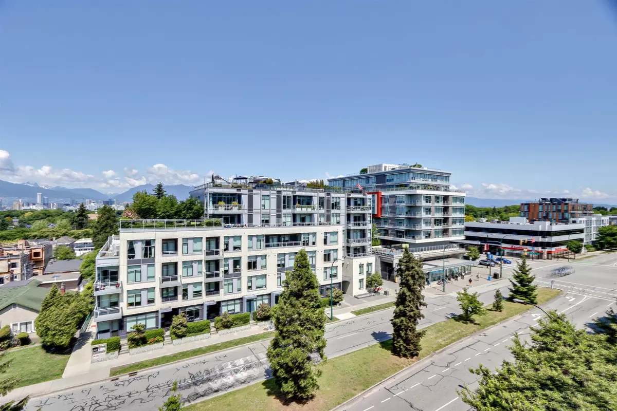 Vancouver, BC V5Z 2C3,528 W King Edward AVE #506