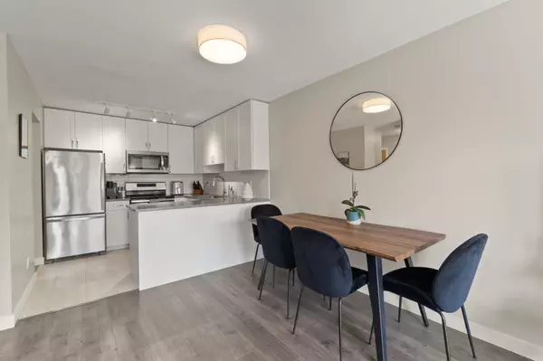 Coquitlam, BC V3K 6S5,450 Bromley ST #402