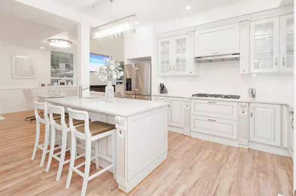 Mission, BC V4S 1B9,12468 Carr ST