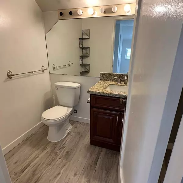Maple Ridge, BC V4R 2P8,13511 224 ST