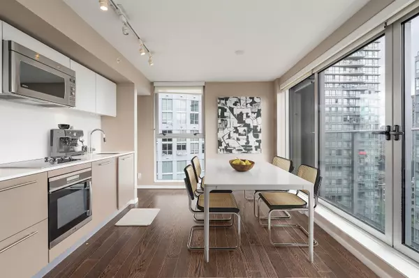 Vancouver, BC V6B 0M5,999 Seymour ST #1902