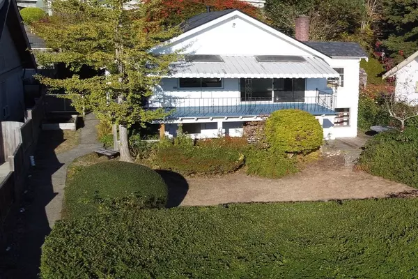 White Rock, BC V4B 2T9,14683 West Beach AVE