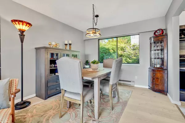 White Rock, BC V4B 2B5,15041 Prospect AVE #105