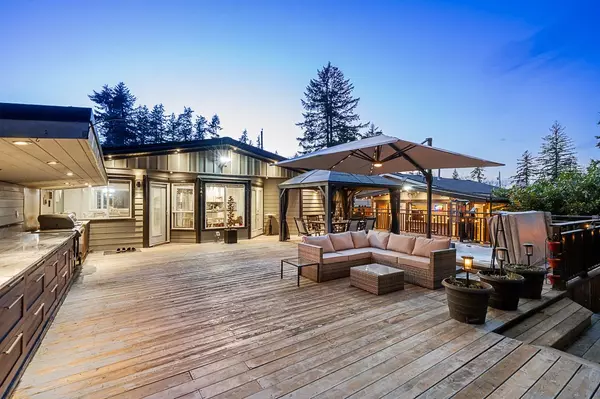 2860 Woodland ST, Abbotsford, BC V2S 4E4