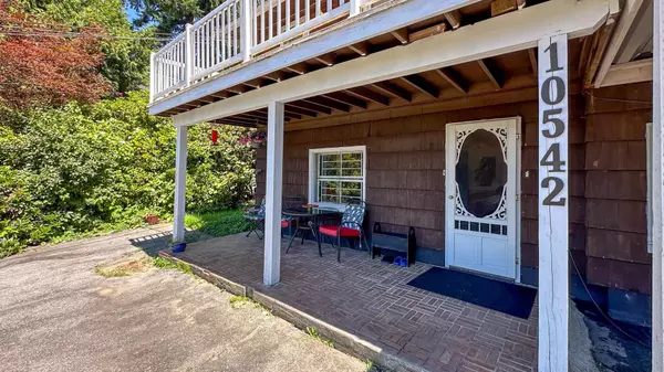 Surrey, BC V3V 5A7,10542 125b ST