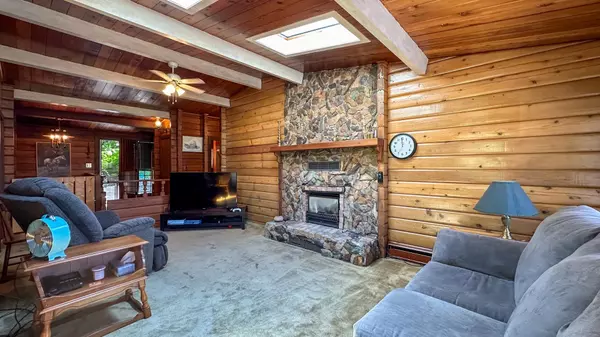 Surrey, BC V3V 5A7,10542 125b ST