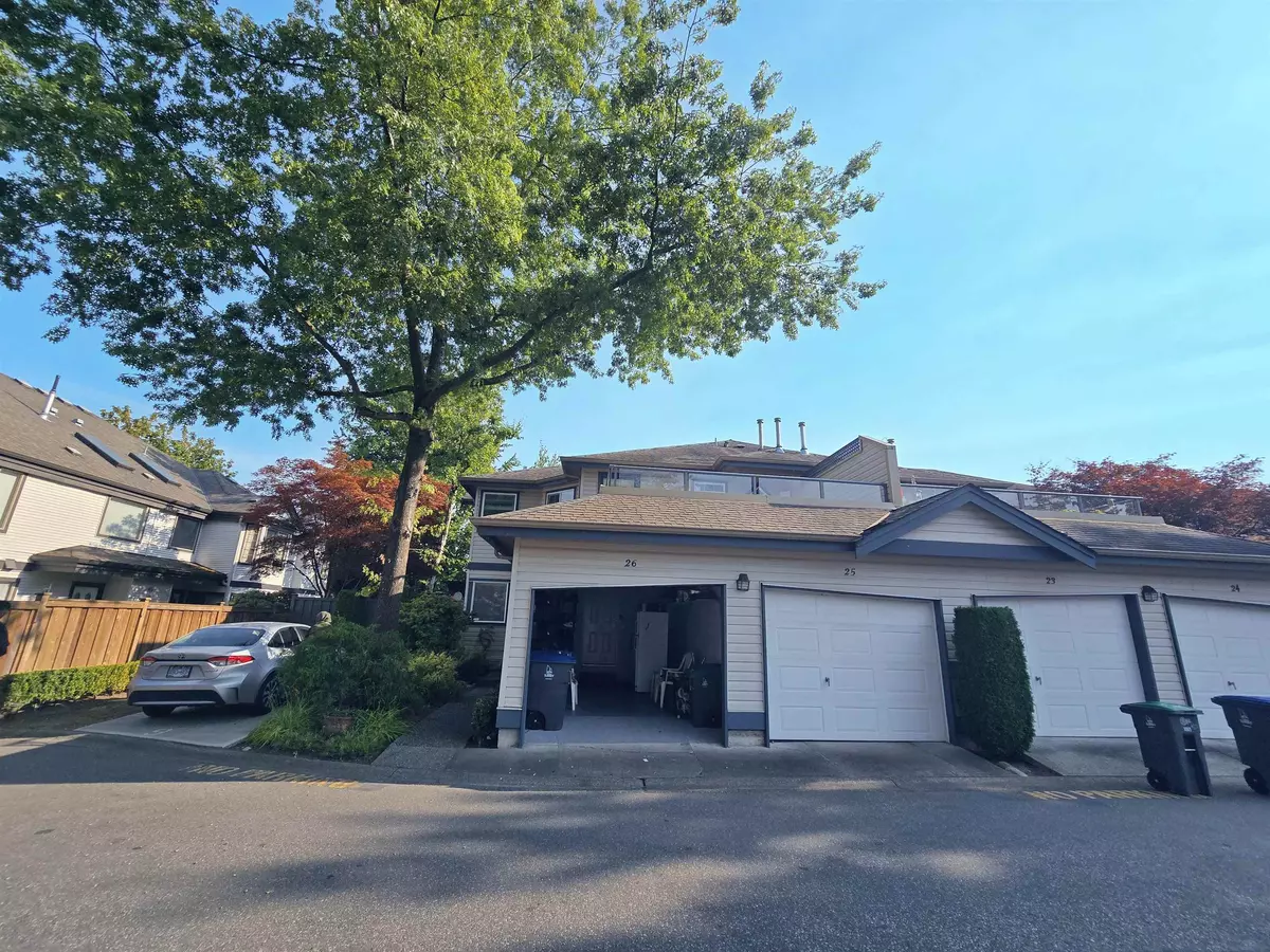 Surrey, BC V4N 0R3,8338 158 ST #26