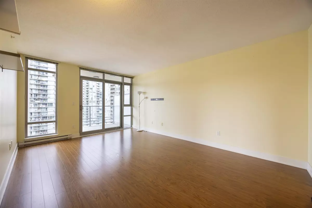 Coquitlam, BC V3B 7W4,1155 The High ST #2002