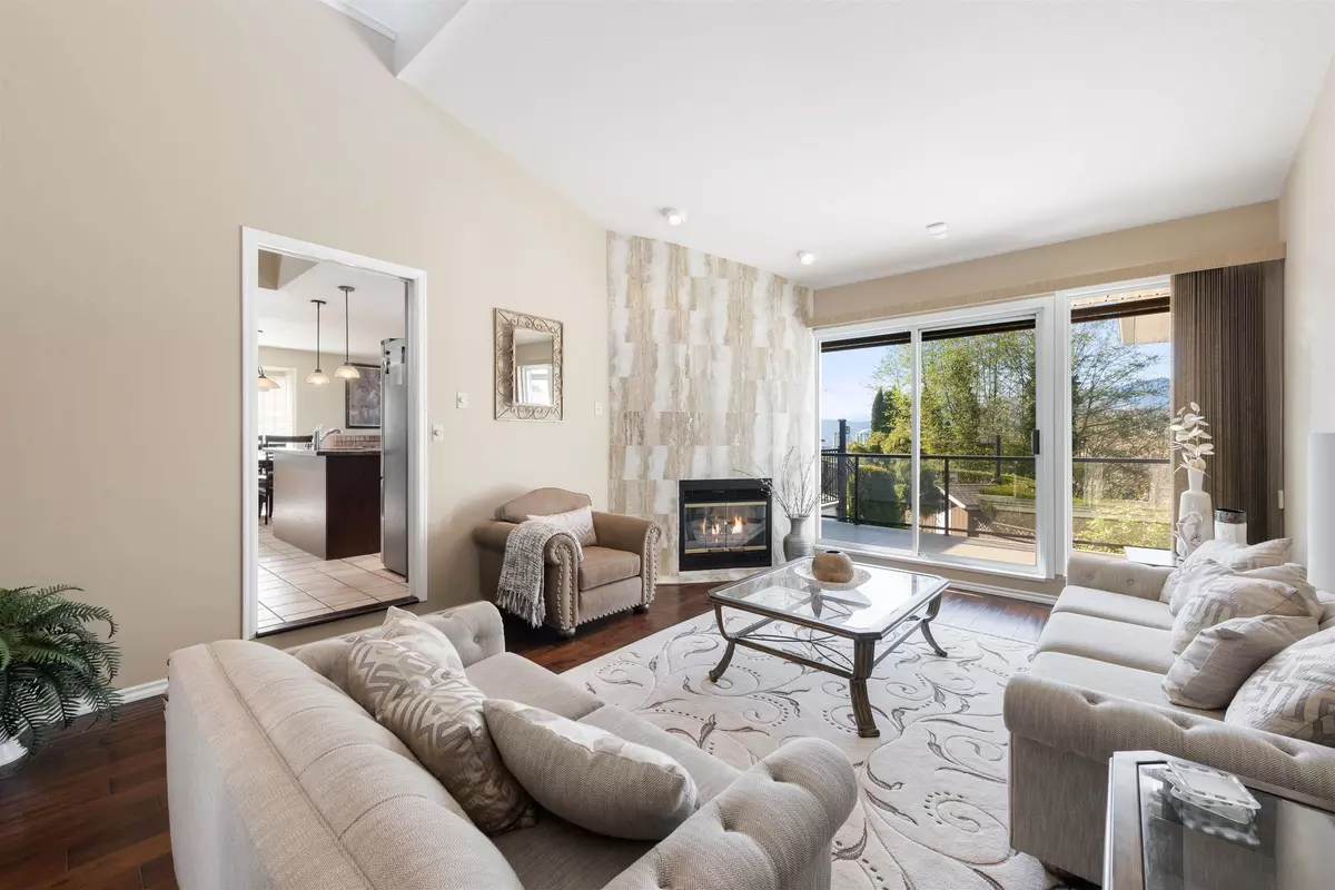 Coquitlam, BC V3C 5A9,3173 Leeward CT