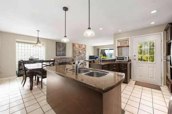 Coquitlam, BC V3C 5A9,3173 Leeward CT