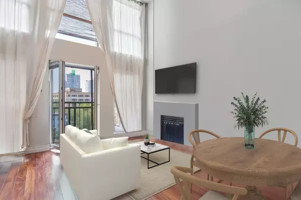 Vancouver, BC V6A 4H3,1 E Cordova ST #508