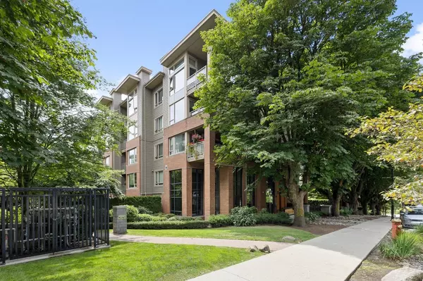 North Vancouver, BC V7M 0B5,139 W 22nd ST #304
