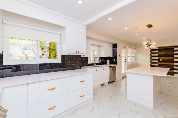 Abbotsford, BC V2T 5J4,3097 Goldfinch ST