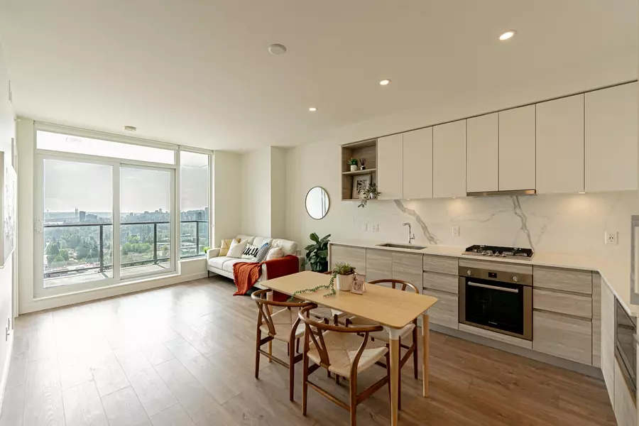 585 Austin AVE #1406, Coquitlam, BC V3K 0G6