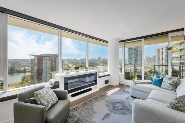 68 Smithe ST #1509, Vancouver, BC V6B 0P4