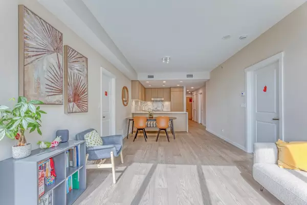 3533 Ross DR #308 Vancouver, BC V6S 0L3