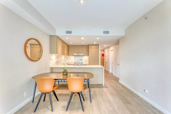 3533 Ross DR #308 Vancouver, BC V6S 0L3