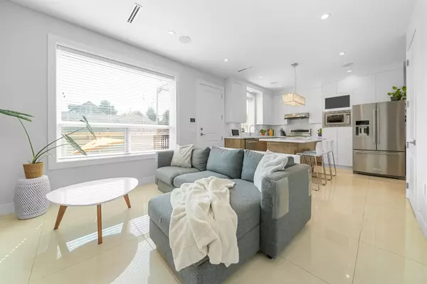 Vancouver, BC V5K 1W8,3448 Pandora ST