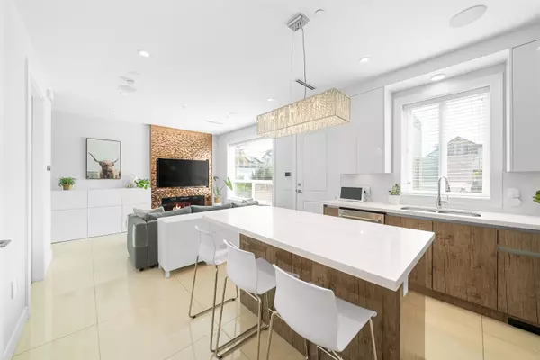 Vancouver, BC V5K 1W8,3448 Pandora ST