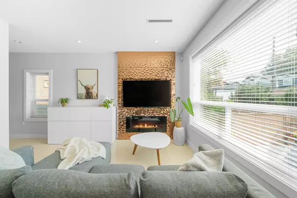 Vancouver, BC V5K 1W8,3448 Pandora ST