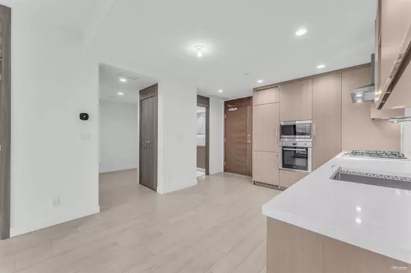 Burnaby, BC V5C 0N1,4880 Lougheed HWY #708