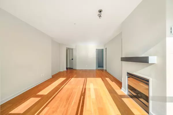 Richmond, BC V6Y 4K7,8120 Jones RD #221