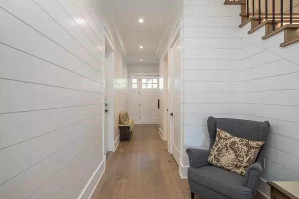 Richmond, BC V7E 4L1,11240 Schooner CT