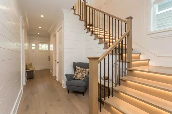 Richmond, BC V7E 4L1,11240 Schooner CT