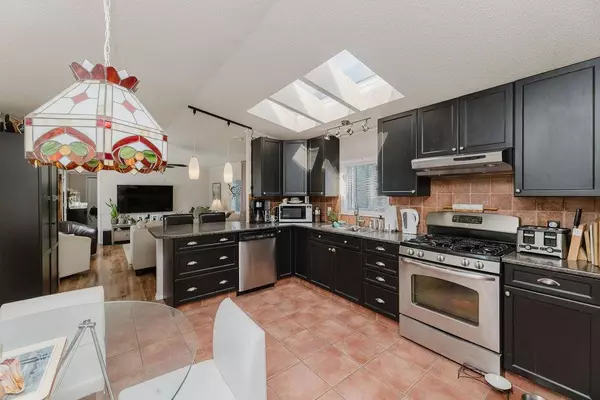 1413 Sunshine Coast HWY #83 Gibsons, BC V0N 1V5