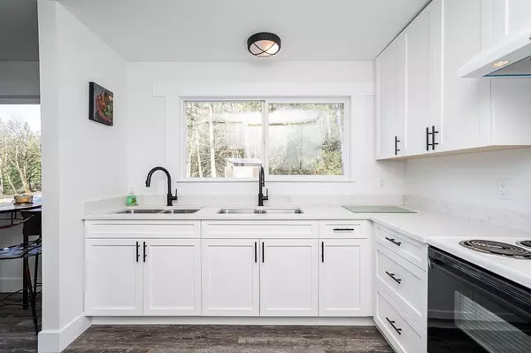 44190 Malcolm RD Mission, BC V0M 1N0