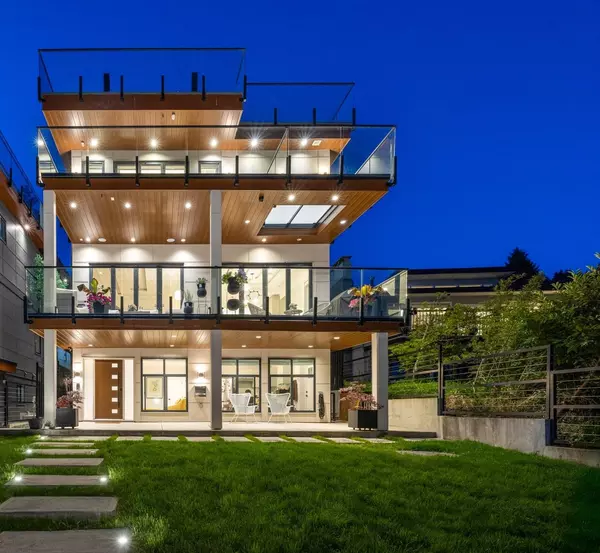 Port Moody, BC V3H 2W9,1241 Ioco RD