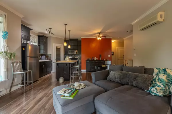 Abbotsford, BC V2S 3H6,2038 Sandalwood CRES #410