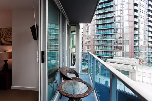 788 Hamilton Street #1506 Vancouver, BC V6B 0E9