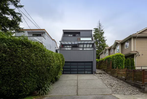 North Vancouver, BC V7M 2P4,1915 Chesterfield AVE