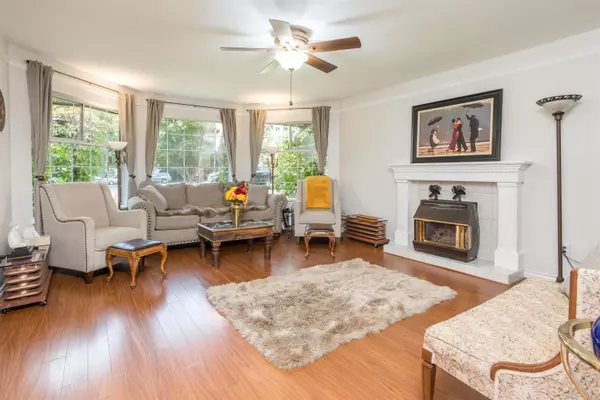 Pitt Meadows, BC V3Y 2K8,12388 Nikola ST