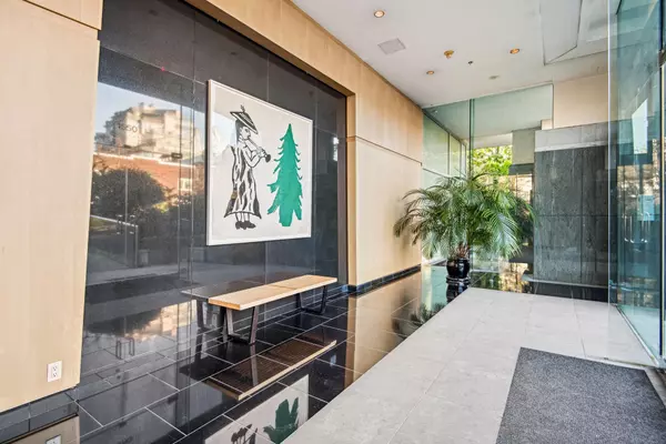 Vancouver, BC V6G 5J3,1550 W 15th AVE #901