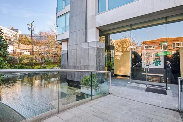 Vancouver, BC V6G 5J3,1550 W 15th AVE #901