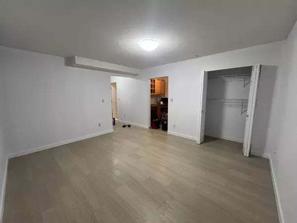 Maple Ridge, BC V2W 1X9,24337 102a AVE