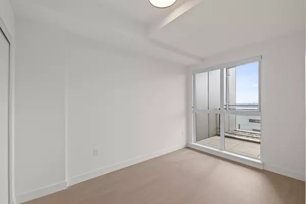 422 E 3rd ST #553 North Vancouver, BC V7L 1G2